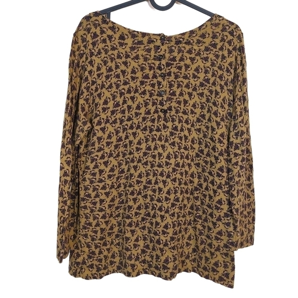 LOFT LADIES LONG SLEEVE LIGHT WEIGHT SWEATER- L - Picture 2 of 4